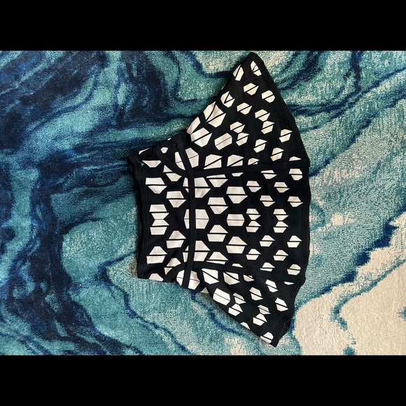 Dianne vin Furstenberg knit stretch skirt - Picture 5 of 8